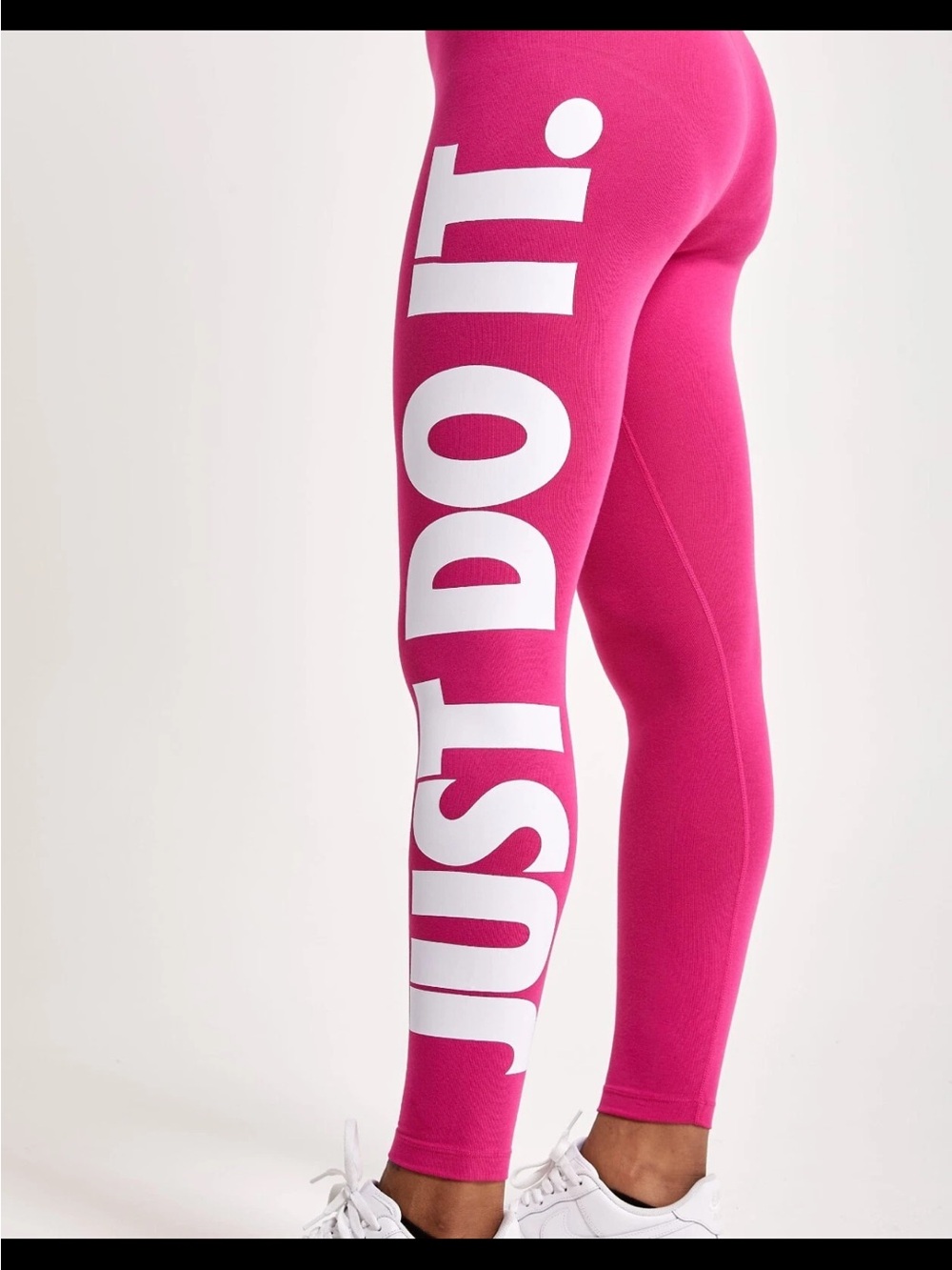 Nike Essential High Waisted Leggings Sz.Large “Like New”